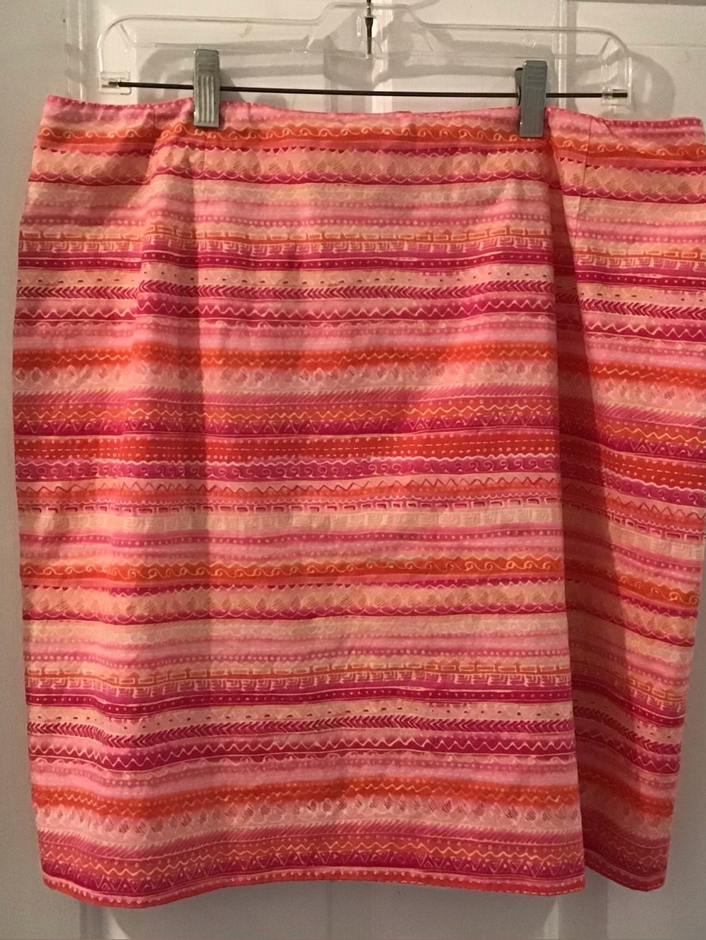 Vintage 90s Talbots Women's Pencil Skirt in Geometric Pink/Multi Size 18